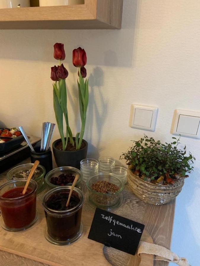 B&B Witvliet, Kamers En Studio Met Heerlijk Ontbijt ! Zoutelande Bagian luar foto